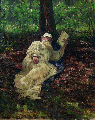 Leão Tolstói descansando em uma floresta
